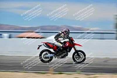 media/Mar-25-2024-Moto Forza (Mon) [[8d4319bd68]]/3-Intermediate Group/Session 4 (Front Straight Speed Pans)/